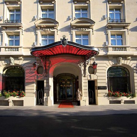 Hotel Le Royal Monceau Raffles Paris Exterior photo